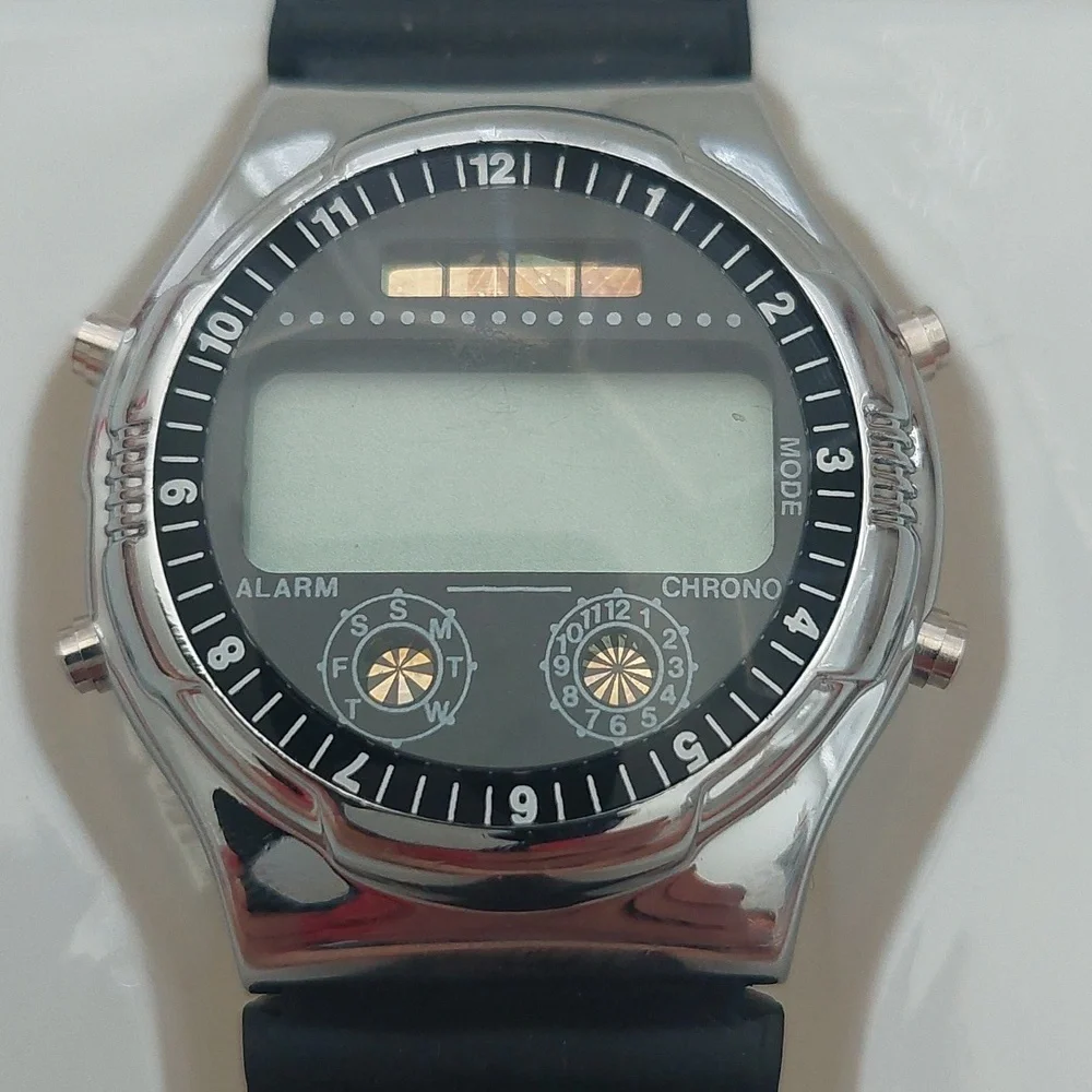 HANIG & CO. Chrome Digital Black and Silver Watch NIB